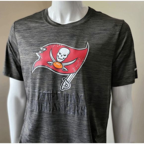 NWT TAMPA BAY BUCCANEERS NFL Salute to‎ Service Velocity Team Shirt Size L - Picture 1 of 8